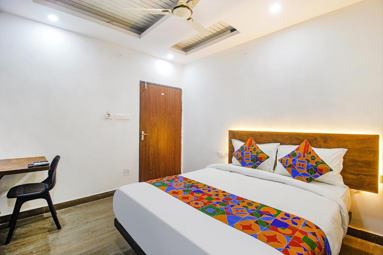 Fabhotel W Grand Suites - Nr Lanco Hills, Manikonda Hajdarábád Exteriér fotografie
